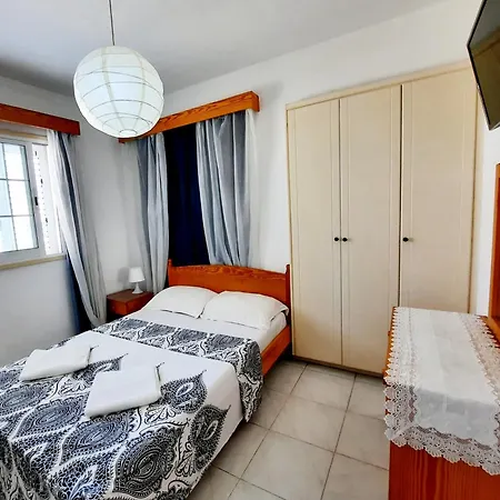 Guest house Dina Dd Larnaca
